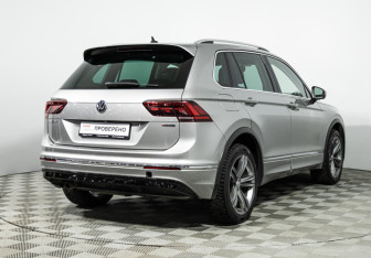 Подержанный автомобиль Volkswagen Tiguan 2018 года (5 фото)