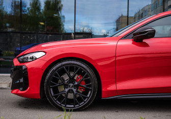 Подержанный автомобиль Audi A5 Liftback 2025 года (11 фото)