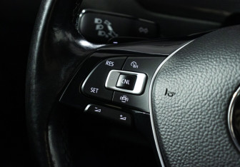 Подержанный автомобиль Volkswagen Tiguan 2019 года (17 фото)