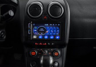 Подержанный автомобиль Nissan Qashqai 2008 года (16 фото)