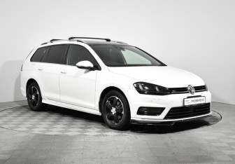 Подержанный автомобиль Volkswagen Golf Wagon 2014 года (3 фото)