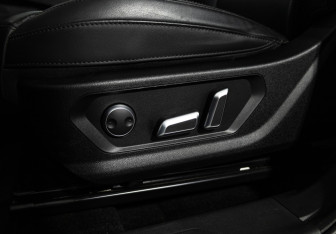 Подержанный автомобиль Haval F7 2024 года (23 фото)