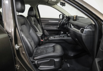 Подержанный автомобиль Mazda CX-5 2021 года (20 фото)