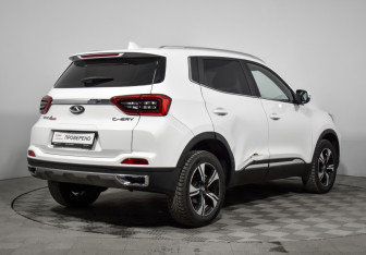 Подержанный автомобиль Chery Tiggo 4 Pro 2024 года (5 фото)