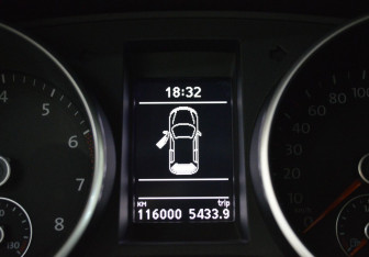 Подержанный автомобиль Volkswagen Golf Hatchback 2012 года (16 фото)