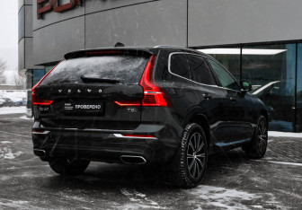 Подержанный автомобиль Volvo XC60 2021 года (7 фото)