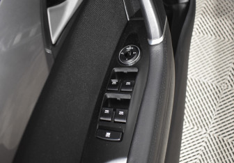 Подержанный автомобиль Hyundai i40 Wagon 2013 года (17 фото)