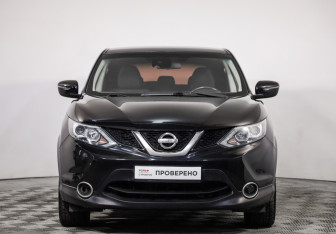 Подержанный автомобиль Nissan Qashqai 2017 года (2 фото)