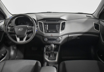 Подержанный автомобиль Hyundai Creta 2018 года (13 фото)