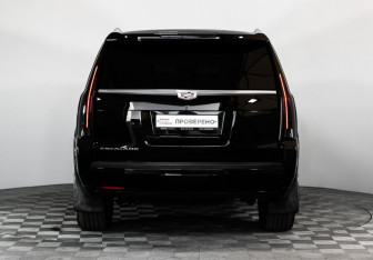 Подержанный автомобиль Cadillac Escalade Suv 2015 года (7 фото)