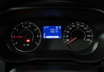 Подержанный автомобиль Renault Duster 2021 года (12 фото)