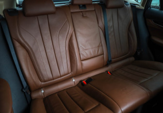 Подержанный автомобиль BMW X6 2016 года (28 фото)