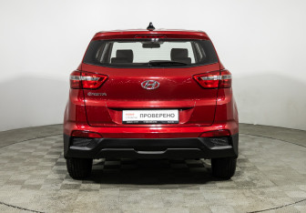 Подержанный автомобиль Hyundai Creta 2017 года (6 фото)