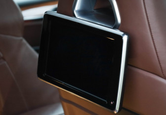 Подержанный автомобиль BMW X5 M 2015 года (39 фото)