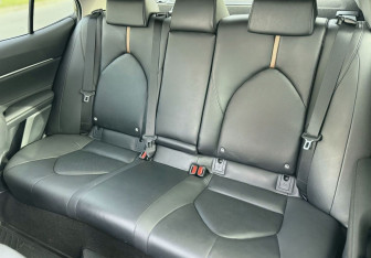 Подержанный автомобиль Toyota Camry Sedan 2019 года (23 фото)