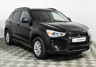 Подержанный автомобиль Mitsubishi ASX 2013 года (3 фото)
