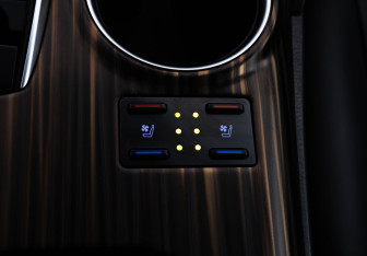 Подержанный автомобиль Toyota Camry Sedan 2018 года (19 фото)