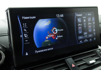 Подержанный автомобиль Toyota Land Cruiser Suv 2021 года (19 фото)