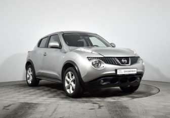 Подержанный автомобиль Nissan Juke 2012 года (3 фото)