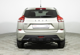 Подержанный автомобиль LADA (ВАЗ) XRAY 2016 года (6 фото)