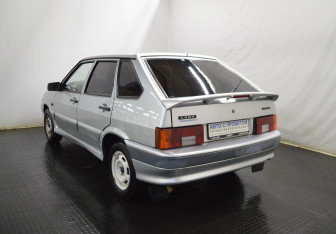 Подержанный автомобиль LADA (ВАЗ) 2114 2006 года (7 фото)