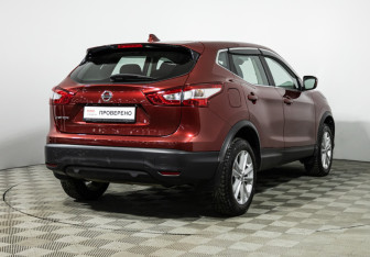 Подержанный автомобиль Nissan Qashqai 2018 года (5 фото)