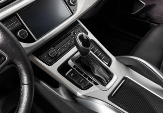 Подержанный автомобиль Geely Atlas 2021 года (12 фото)