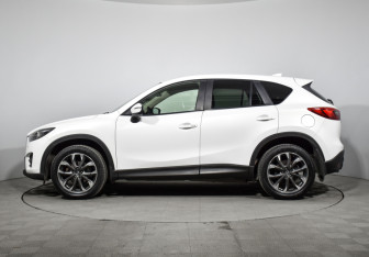Подержанный автомобиль Mazda CX-5 2016 года (8 фото)