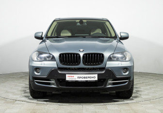 Подержанный автомобиль BMW X5 2007 года (2 фото)