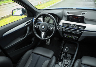 Подержанный автомобиль BMW X1 2020 года (13 фото)