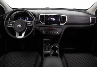Подержанный автомобиль Kia Sportage 2020 года (9 фото)