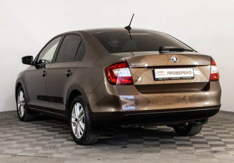 Подержанный автомобиль Skoda Rapid Liftback 2019 года (7 фото)