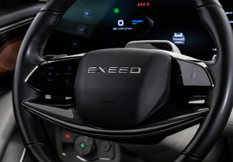 Подержанный автомобиль Exeed RX 2023 года (13 фото)