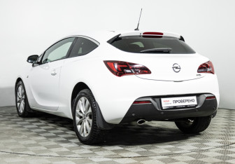 Подержанный автомобиль Opel Astra Hatchback 2013 года (7 фото)