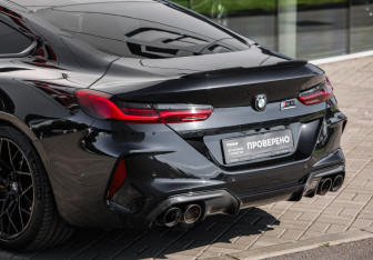 Подержанный автомобиль BMW M8 Coupe 2023 года (13 фото)