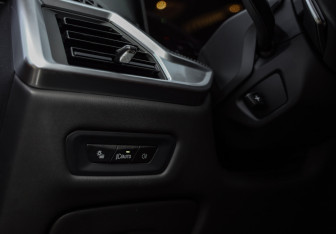 Подержанный автомобиль BMW X6 2023 года (23 фото)