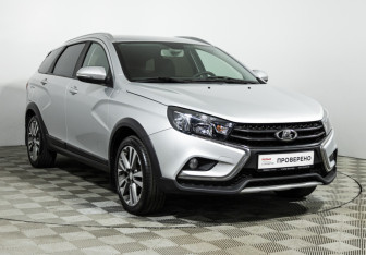 Подержанный автомобиль LADA (ВАЗ) Vesta Wagon 2019 года (3 фото)