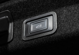 Подержанный автомобиль Audi A6 Sedan 2021 года (22 фото)