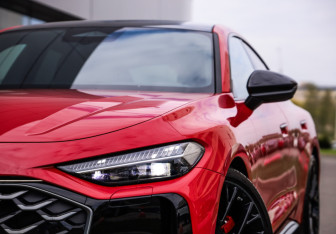 Подержанный автомобиль Audi A5 Liftback 2025 года (2 фото)