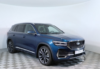 Подержанный автомобиль Geely Monjaro 2023 года (3 фото)