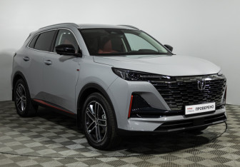 Подержанный автомобиль Changan UNI-S 2024 года (3 фото)