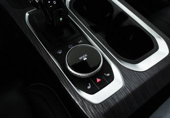 Подержанный автомобиль Jaecoo J7 2023 года (22 фото)