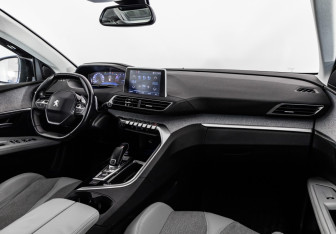 Подержанный автомобиль Peugeot 5008 Suv 2020 года (9 фото)