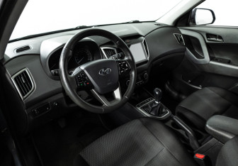 Подержанный автомобиль Hyundai Creta 2020 года (11 фото)
