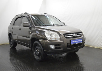 Подержанный автомобиль Kia Sportage 2006 года (3 фото)