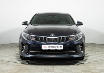 Подержанный автомобиль Kia Optima Sedan 2017 года (2 фото)