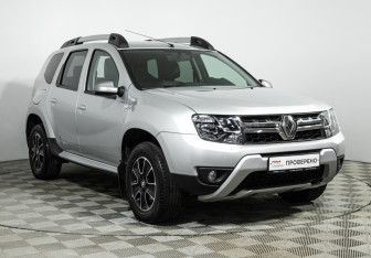 Подержанный автомобиль Renault Duster 2017 года (3 фото)