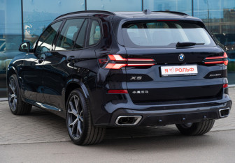Новый BMW X5 2025 (7 фото)