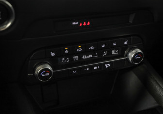 Подержанный автомобиль Mazda CX-5 2021 года (15 фото)