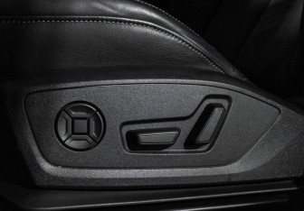 Подержанный автомобиль Audi Q3 2021 года (15 фото)